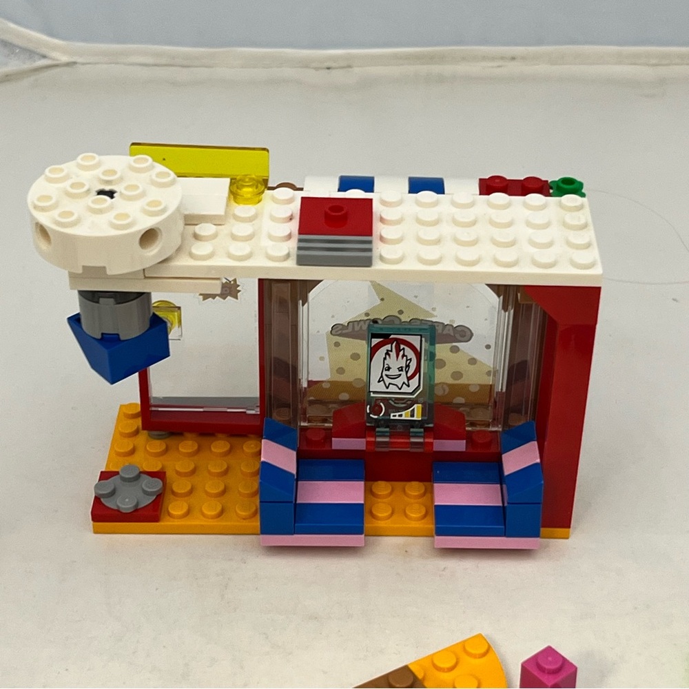 DC Lego 41231 Harley Quinn To The Rescue Cafe Partially Built Incomplete - Picture 15 of 16